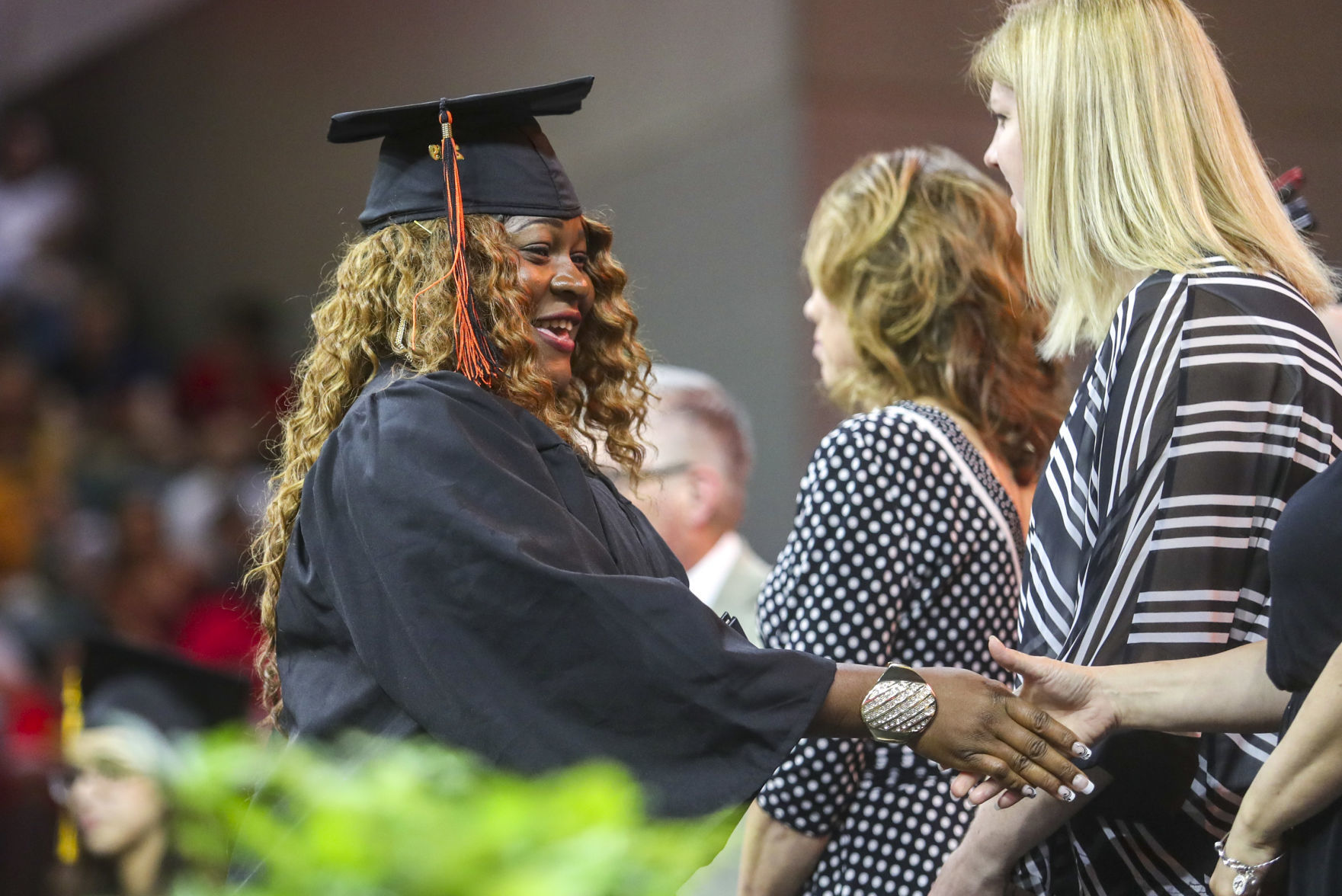 060219-mda-nws-uthsgrad-034
